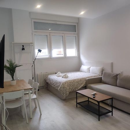 Dh Estudios Lopez De Hoyos Madrid Exteriör bild